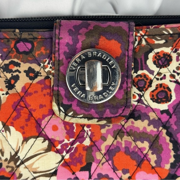 Vera Bradley Turn Lock - Zip around Wallet - RoseWood - Good Condition - Picture 9 of 16